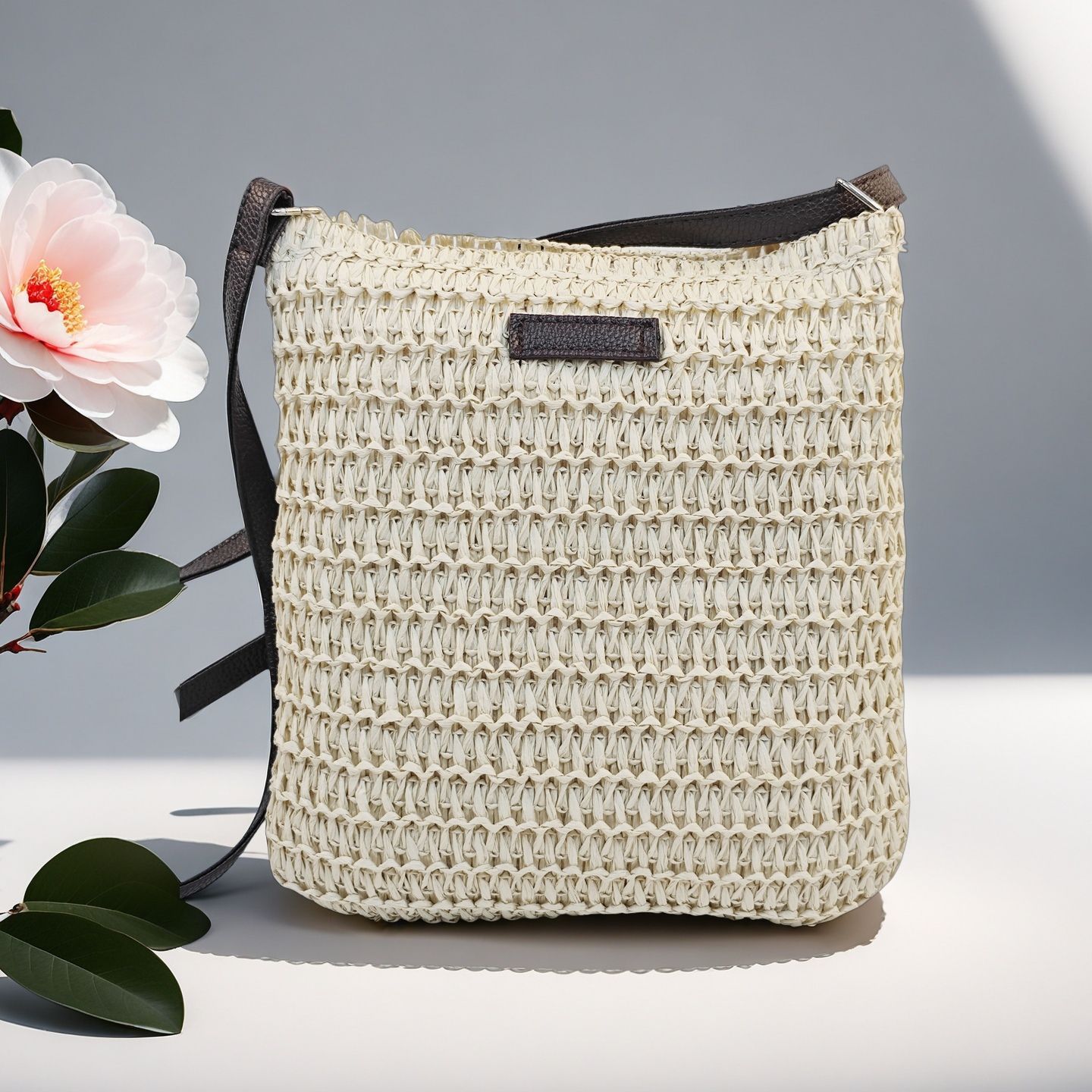 跨境爆款斜挎草编包新款单肩草包手工编织包度假沙滩包大容量女包