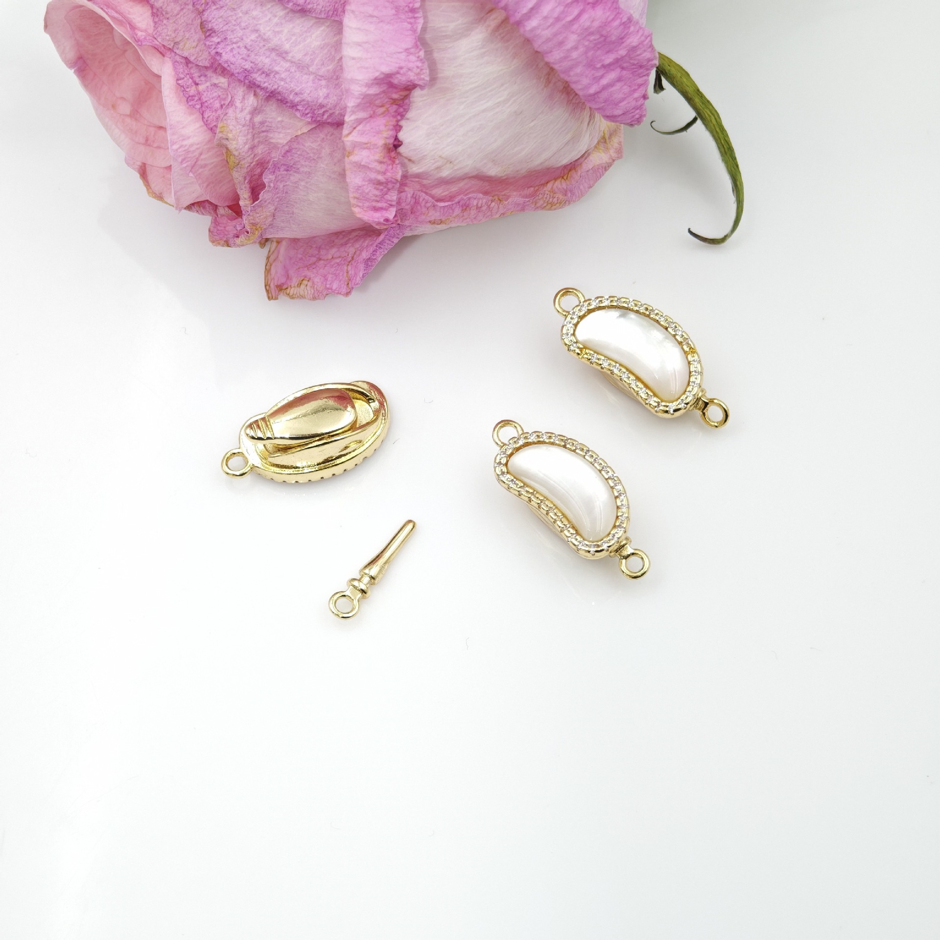 Pearl necklace, ingot clasp, cashew nuts, white scallops, diy accessories, handcrafted end connection clasp, bracelet, stick press clasp details Picture