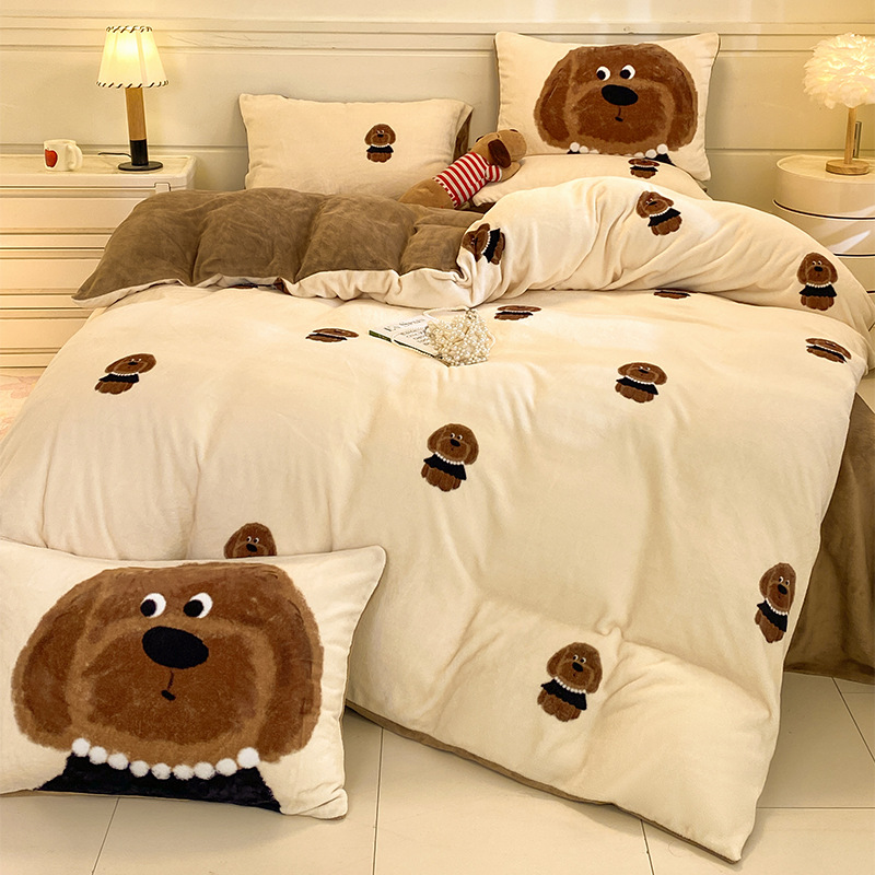 Autumn and winter A-class ins cartoon-style Kokk reprinted milk fleece three-piece, four-piece and single quilt cover bedding Application Scenario
