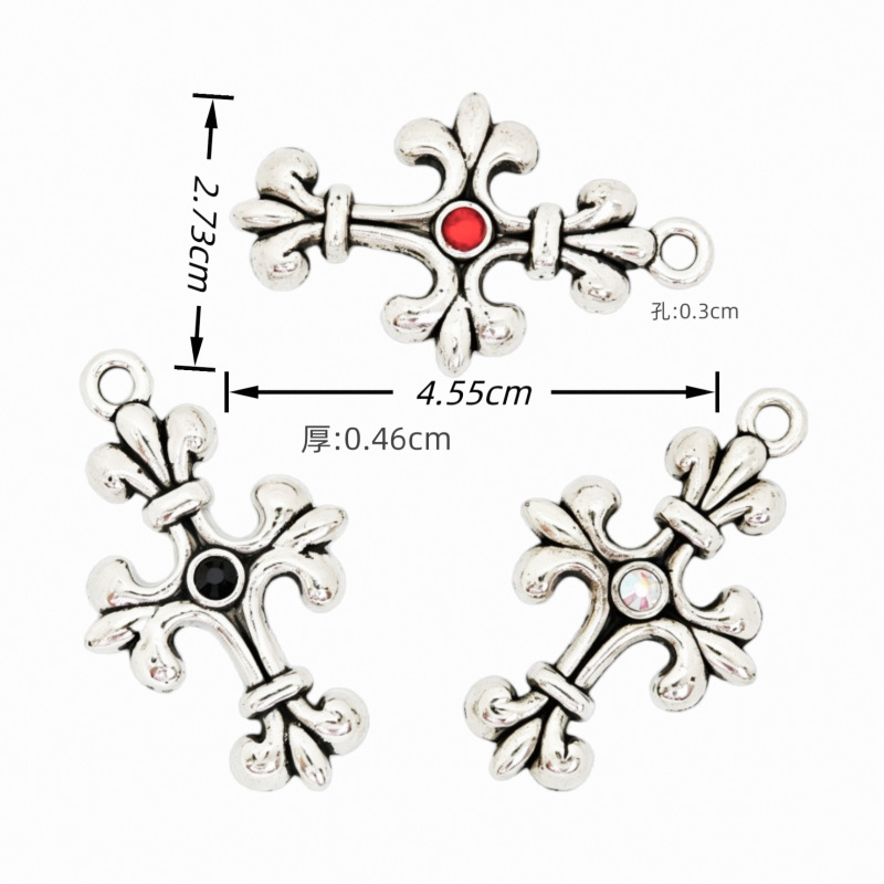 Retro alloy cross-shaped pendant, antique silver aged and diamond-encrusted Crochet style DIY handmade bracelet necklace accessory pendant Specification image