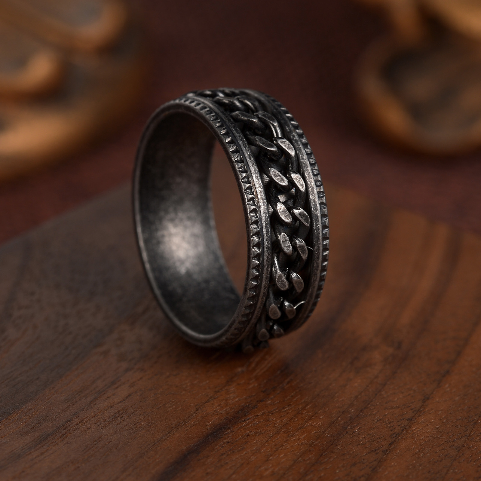 European and American retro style vintage silver 304 stainless steel embossed rotating chain ring, men's titanium steel jewelry Specification image