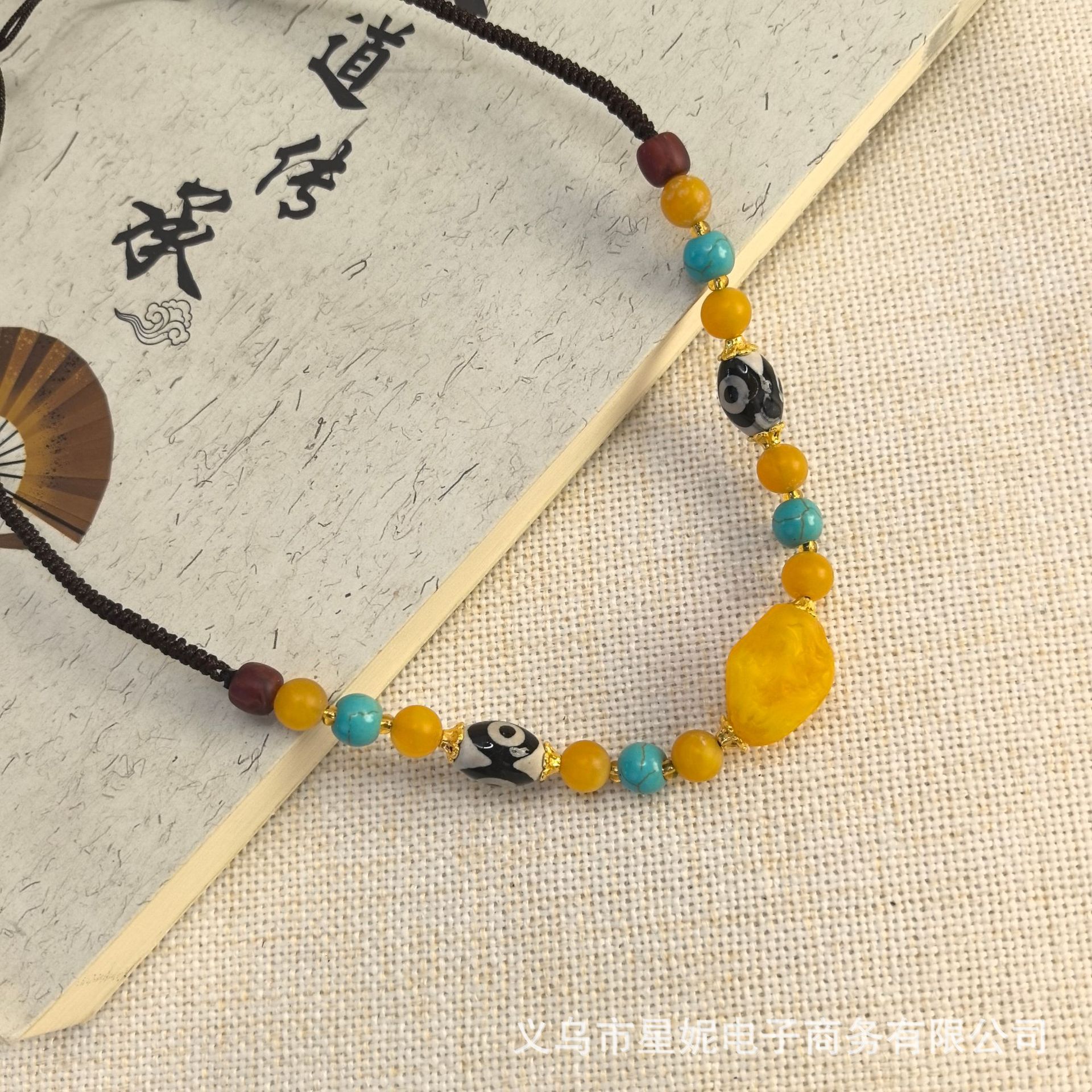 Colorful bead necklace for women, short and elegant pearl lanyard jewelry, classic necklace, fashionable and versatile Application Scenario