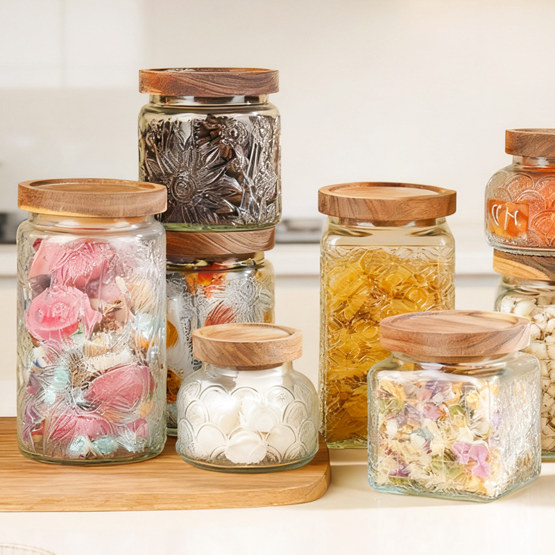 Nordic-style retro patterned glass sealed jar, high appearance level glass jar, kitchen storage jar, dried fruit and snack storage jar
