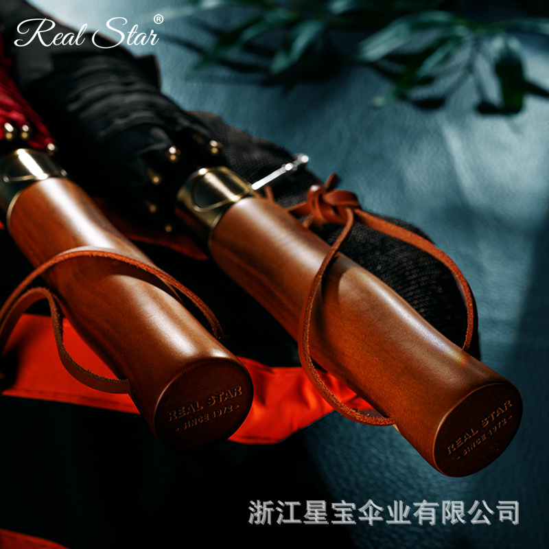 REAL STAR solid wood handle business 27-inch golf printed 210T straight pole umbrella available in stock Application Scenario