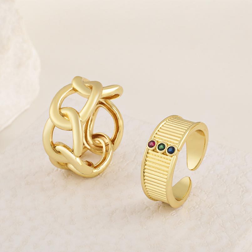 Cross-border copper-plated ring for women, a niche, light luxury and high-end feel. It is plated with 18k real gold and set with square zircon stones for women Specification image