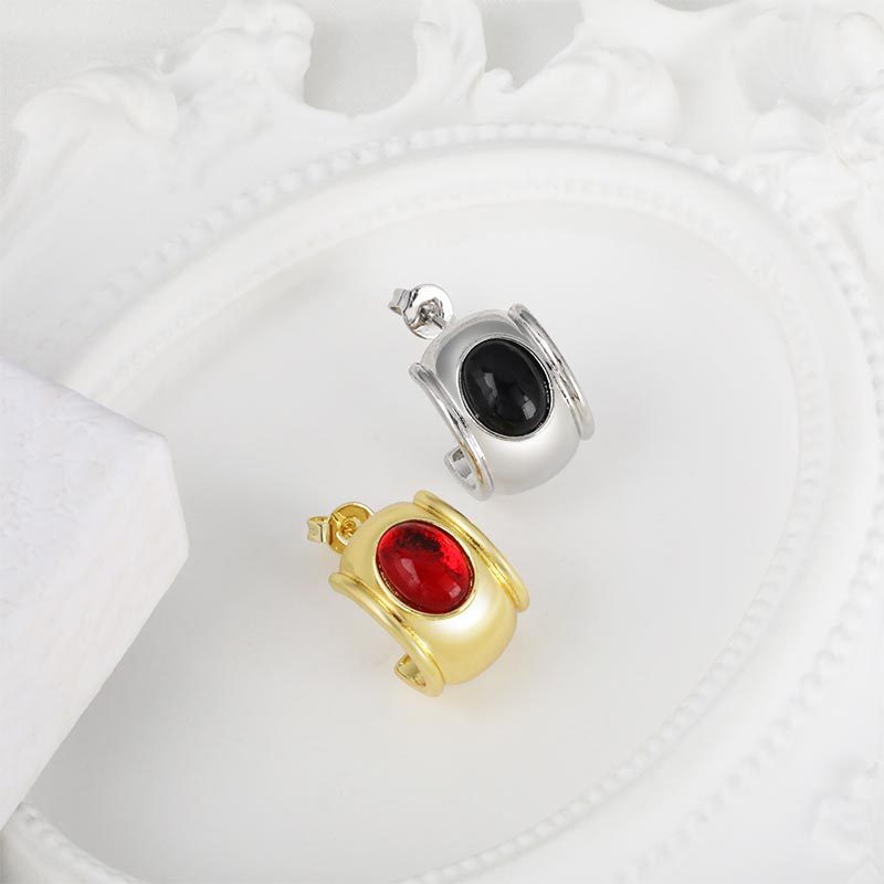 Cross-border trend, retro stud earrings, women's red fashion, versatile and elegant earrings, light luxury, niche zircon earrings Specification image