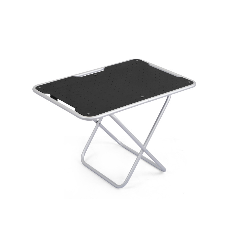 户外用品/月亮椅老人户外/露营桌椅/露营桌/折叠桌白底实物图