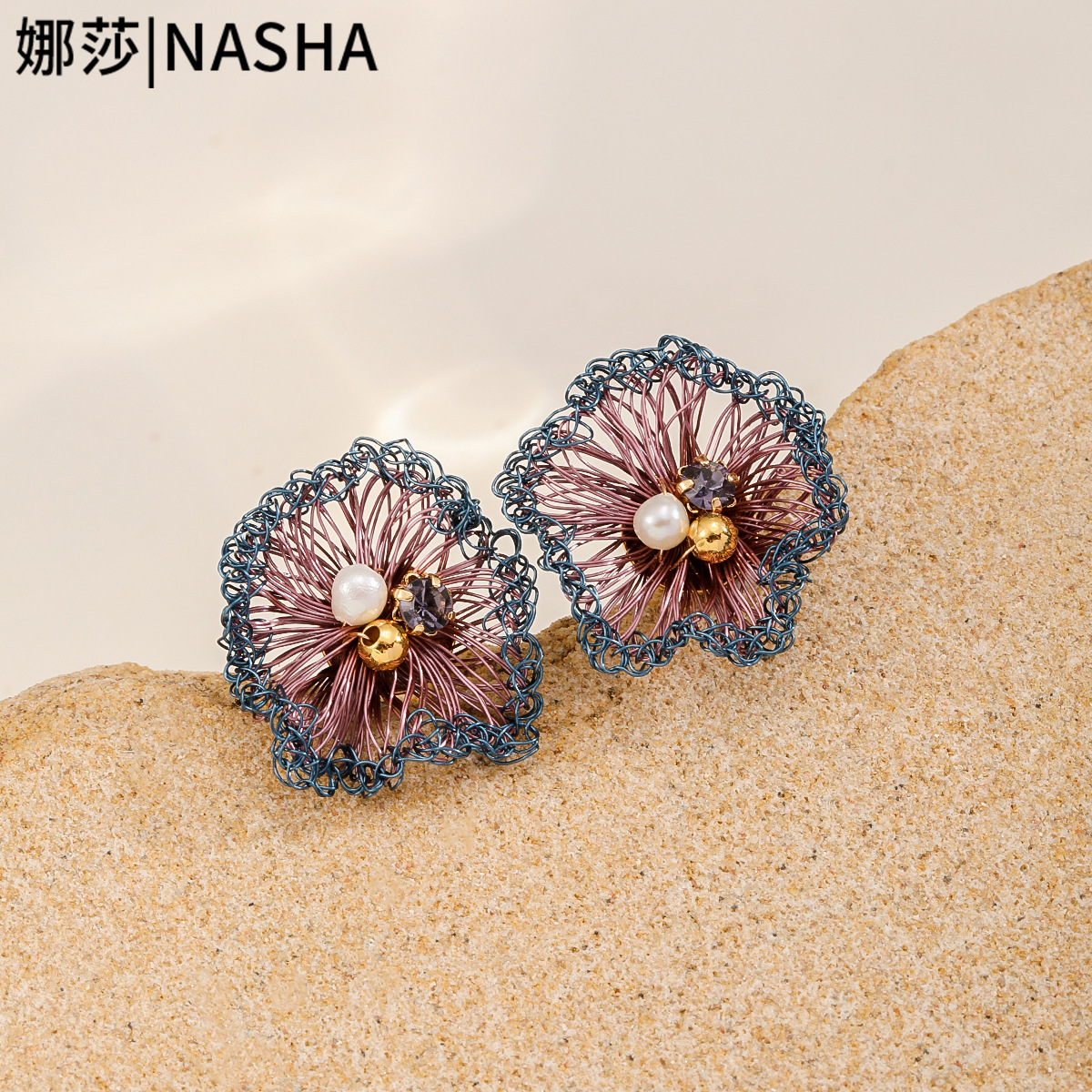 Nasha Cross-border exclusive flower earrings, hand-woven earrings, light luxury and high-end feel, non-fading, versatile stud earrings for women