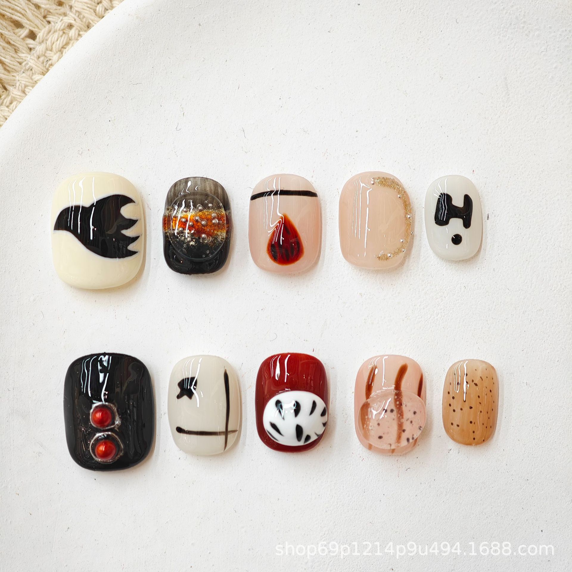 T Nails小众短款纯手工纯黑色简约亮面穿戴甲甜酷树叶条纹指甲片美甲