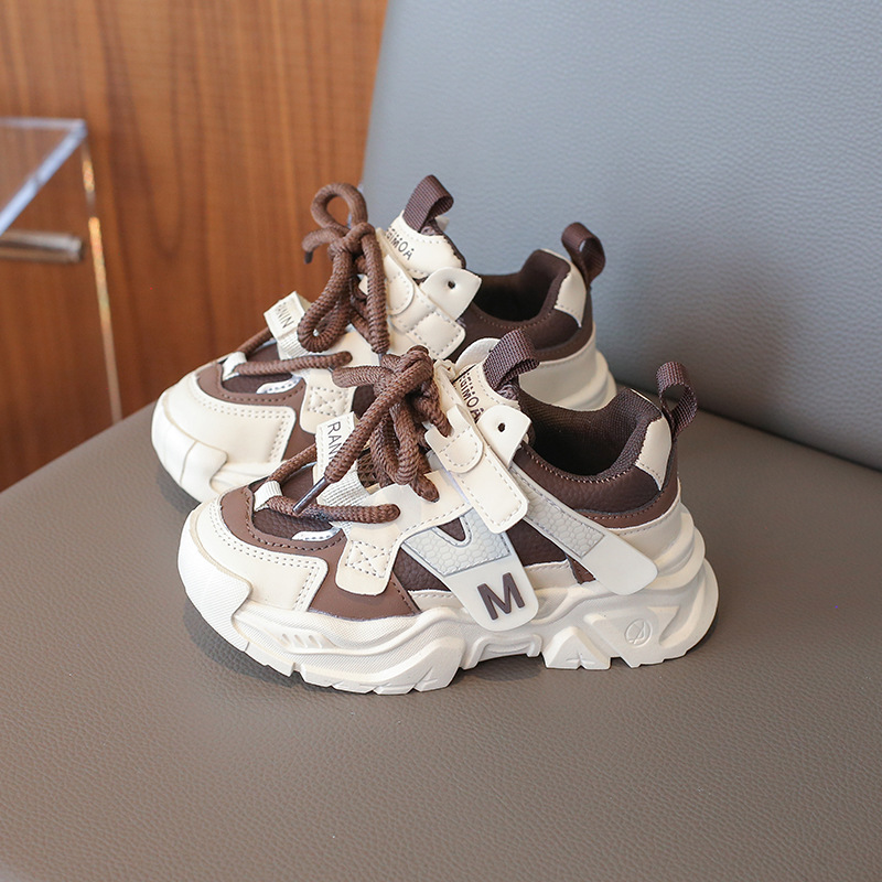 New waterproof soft-soled dad shoes for autumn and winter, ultra-light children's sports shoes, Big Tong children's running shoes, and best-selling cotton shoes Application Scenario