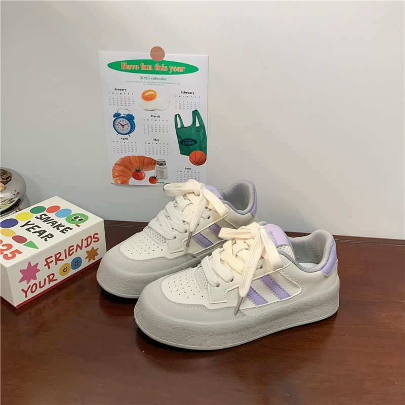 小众甜美厚底板鞋女款2025春秋季百搭德训鞋内增高休闲运动小白鞋