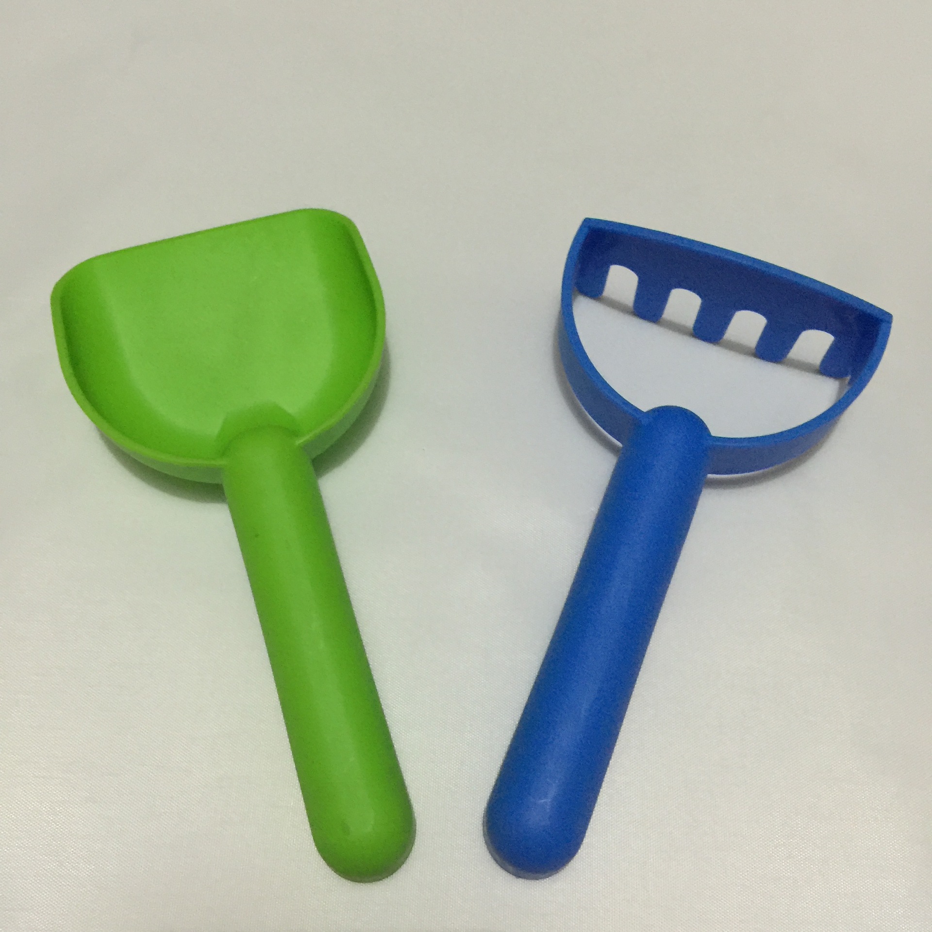 太空动力玩沙模具厂家供应沙滩玩具铲耙套装德国品质批发益智