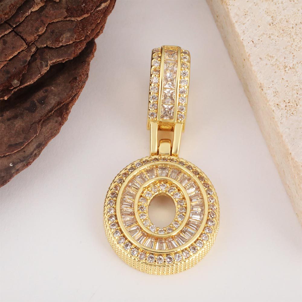 DIY European and American hip-hop accessories, copper pendant with numbers 0-9, couple's birthday gift, copper inlaid zircon necklace Application Scenario