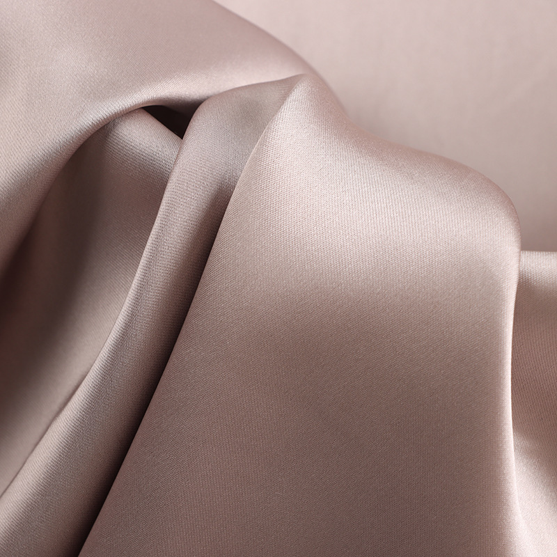 现货全涤亮面缎时装醋酸面料女装吊带连衣裙小衫睡衣布料细节图