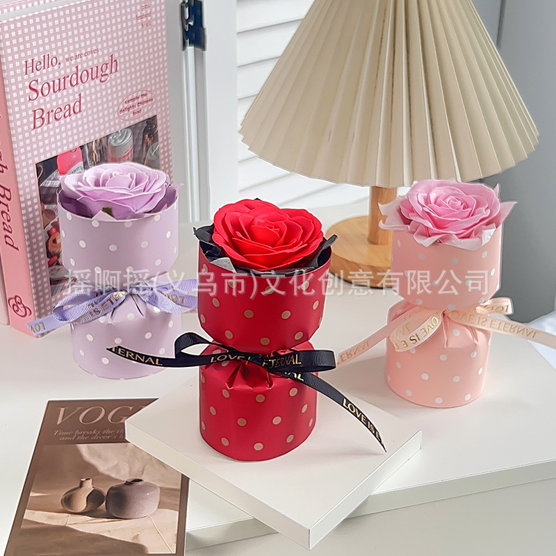 手工编织仿玫瑰花/玫瑰仿真/仿真花/花园/礼品仿真花产品图