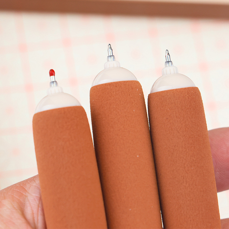 Cute Capibara gel pen, high appearance level, sponge cover, soft grip for press pen, student practice pen, black pen wholesale Application Scenario