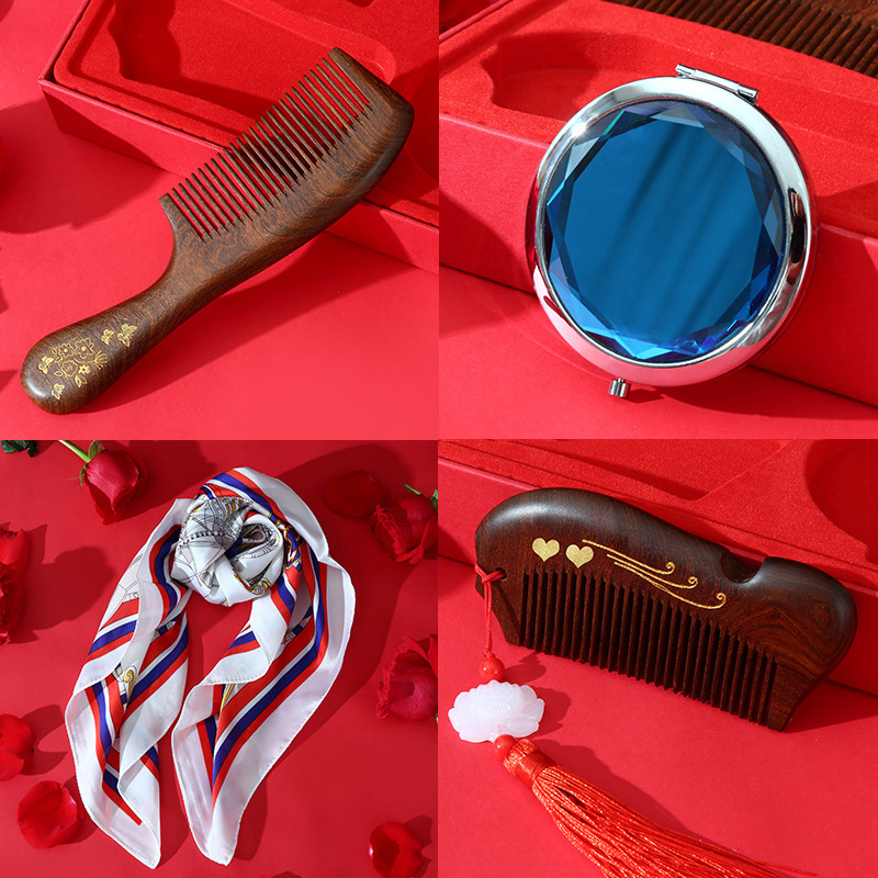 Mother's gift for girlfriend: Silk scarf, sandalwood comb set gift box, birthday present, wife's wedding gift Specification drawing