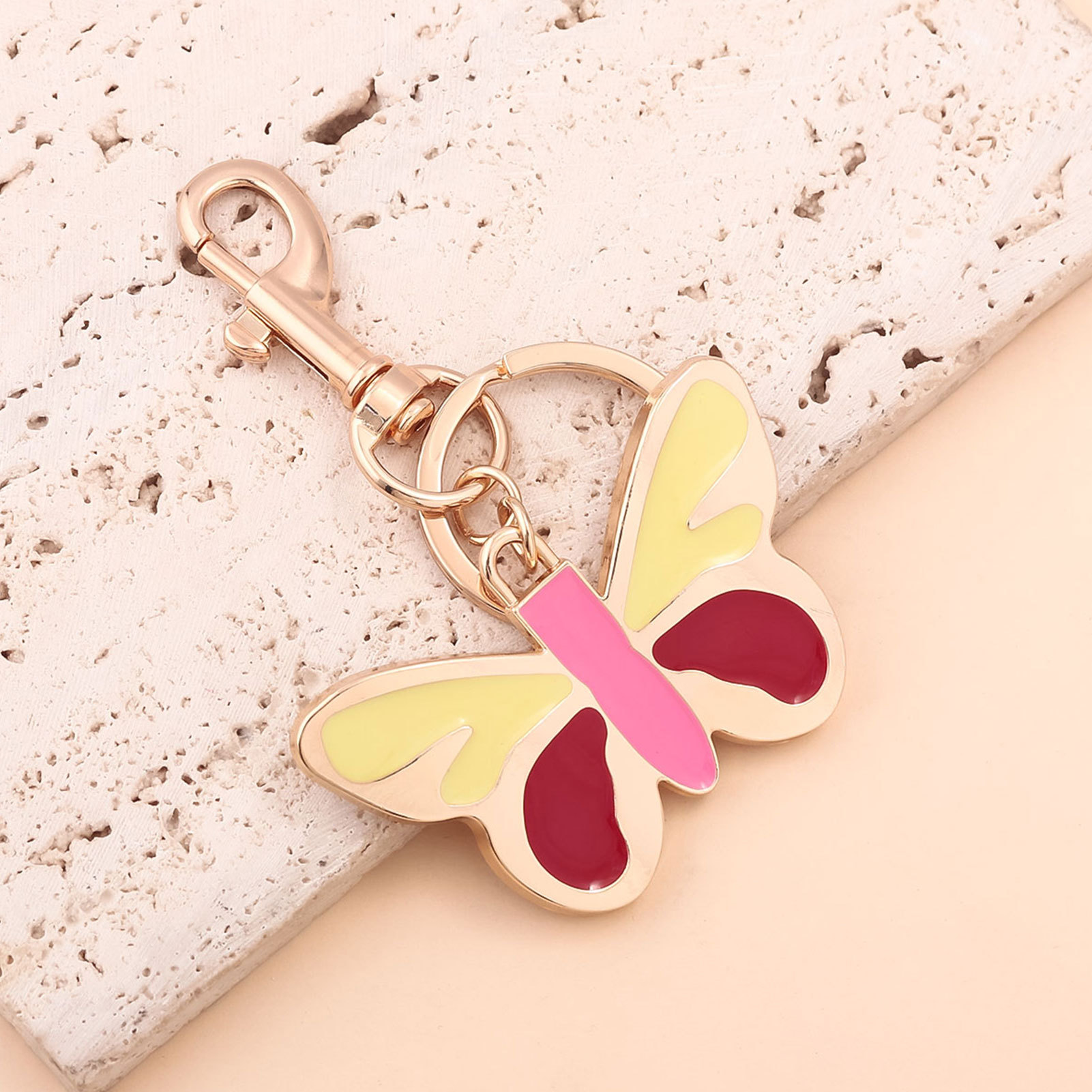 欧美时尚仿真昆虫钥匙扣蝴蝶蜜蜂金属镶钻挂件女士包包挂饰细节图