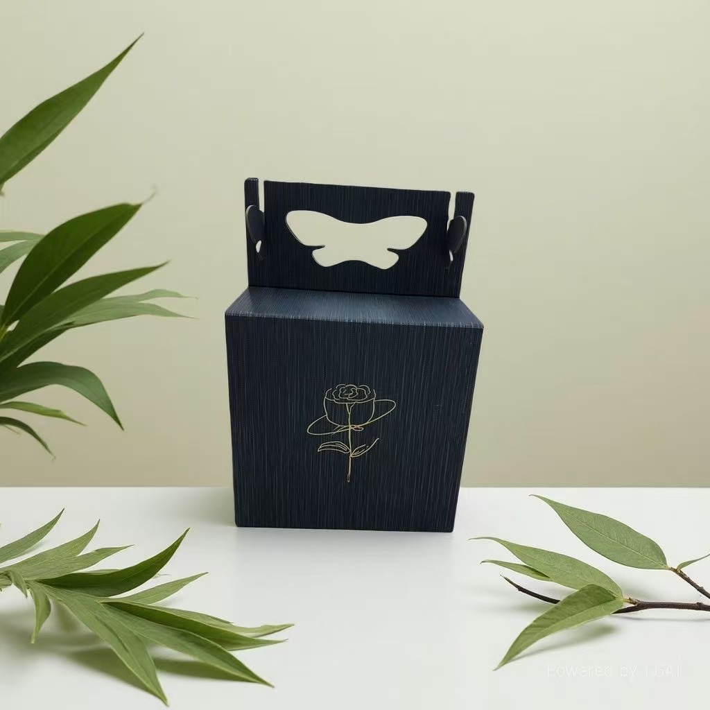 Pink striped hand-held butterfly foldable square box, gilded rose packaging box and gift box details Picture