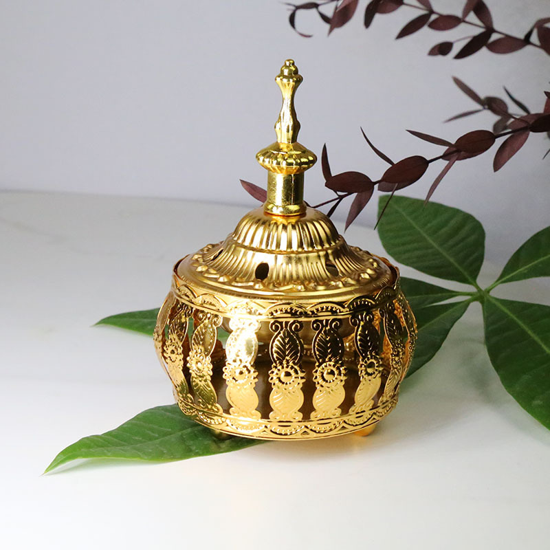 New factory direct sales Middle Eastern-style metal ironwork small incense burner, tower incense, desktop engraved aroma diffuser burner details Picture