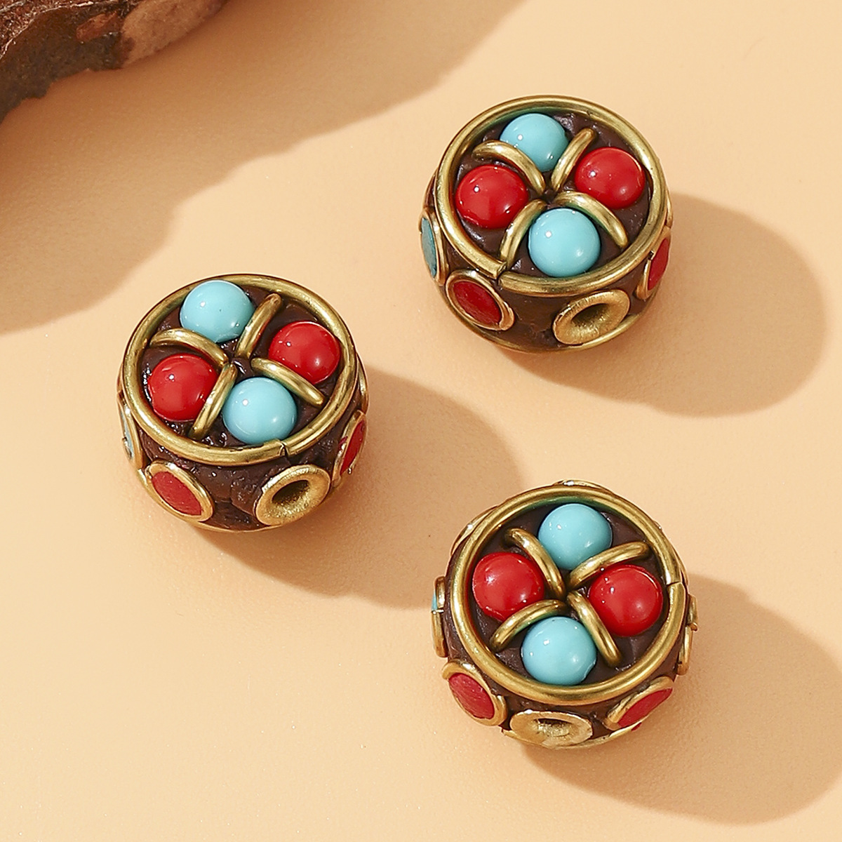 Retro Tibetan-style Nepalese barrel beads inlaid with red and blue agate DIY handcrafted jewelry accessories, bead divider waist beads Application Scenario