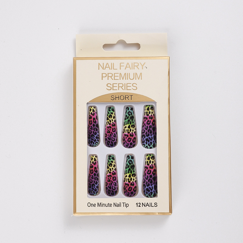 Wholesale of new European and American fake nail nail pads, animal leopard print printed ballet nails, wearable nail pads Application Scenario