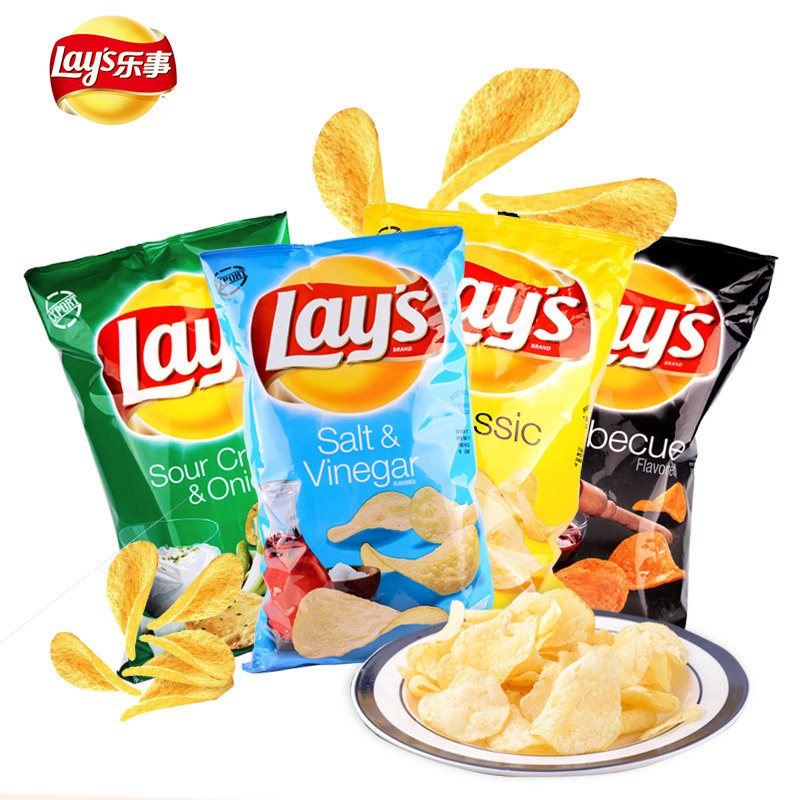 Lay's Potato chips, 425.2g of grilled flavor potato chips imported from the United States, are a snack