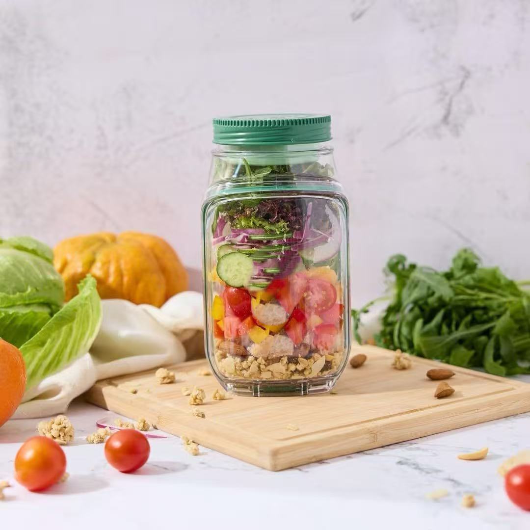 Salad jars with lids Lids meal prep with leak-proof salad dressing jars Application Scenario