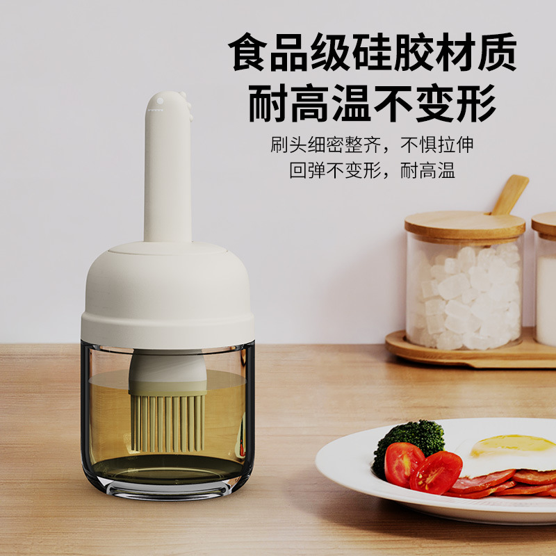 Kitchen silicone brush oil bottle, household high-temperature resistant air fryer oil brush, outdoor barbecue one-piece glass brush oil bottle Application Scenario