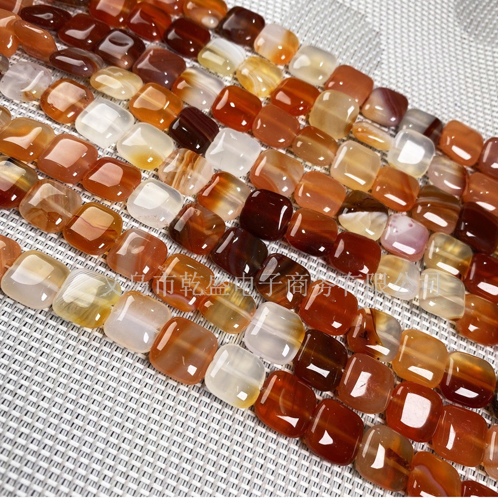 Natural crystal, stone, agate, square, semi-precious stone, loose beads, a variety of material jewelry beads, necklaces, bracelets and accessories Application Scenario