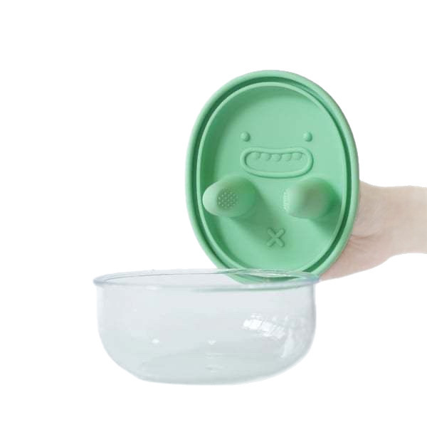 Cute monster lid portable snack box, silicone sealed glass bowl, adorable children's storage ornament Application Scenario