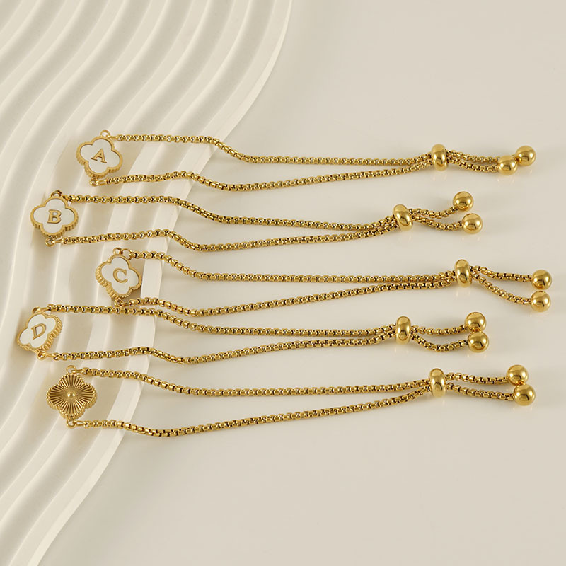 A new cross-border stainless steel shell four-leaf clover letter bracelet from Europe and America, with a high-end and niche design, is a versatile accessory Application Scenario