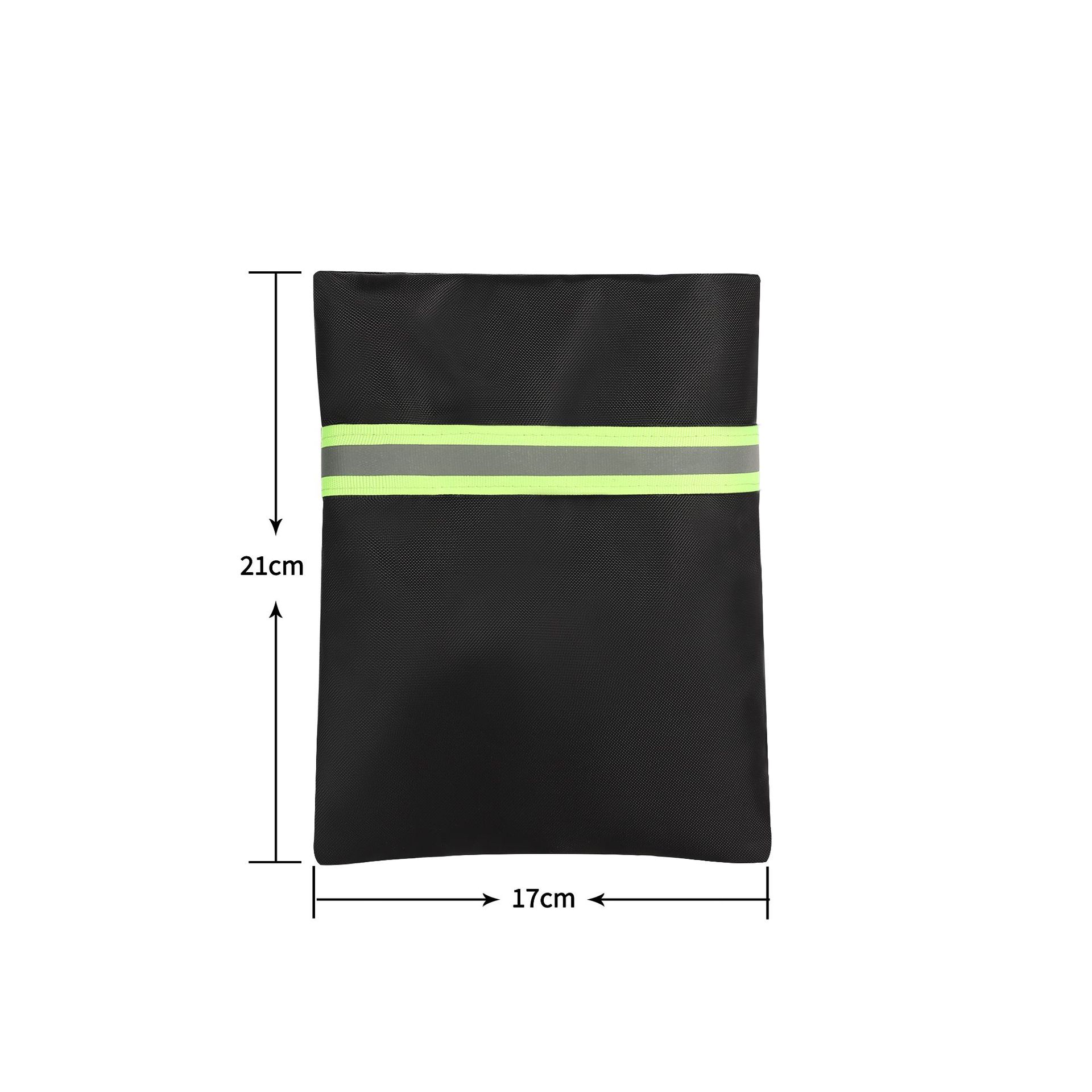 Reflective strip faucet anti-freezing cover, winter waterproof and heat preservation cover, 420D Oxford fabric anti-freezing ice protective sleeve for outdoor use Application Scenario