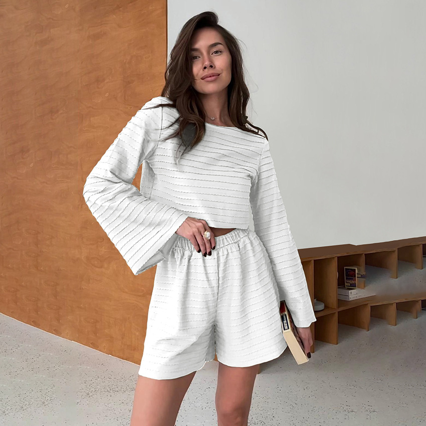 Cross-border European and American autumn 2026 new white knitted round-neck pajamas two-piece set, comfortable and breathable women's home wear full figure