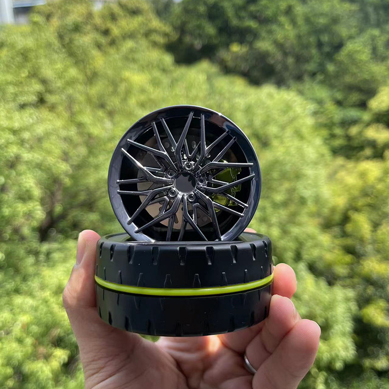 飞驰轮毂车载香水太阳能汽车香薰摆件车内中控台座式香氛装饰用品 Specification image