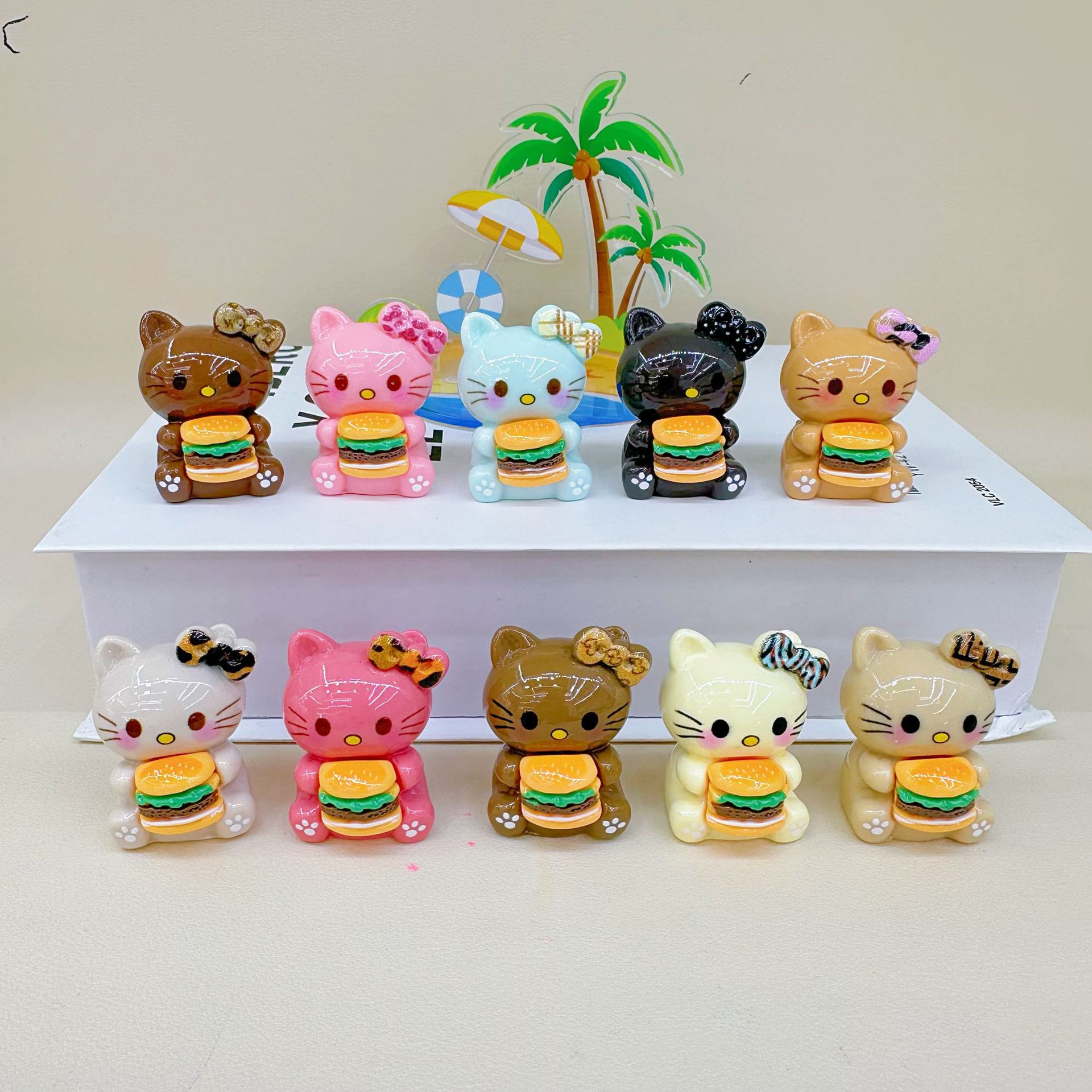 汉堡KT猫 diy饰品树脂配件车摆件钥匙扣潮玩批发创意萌粒卡通盲袋