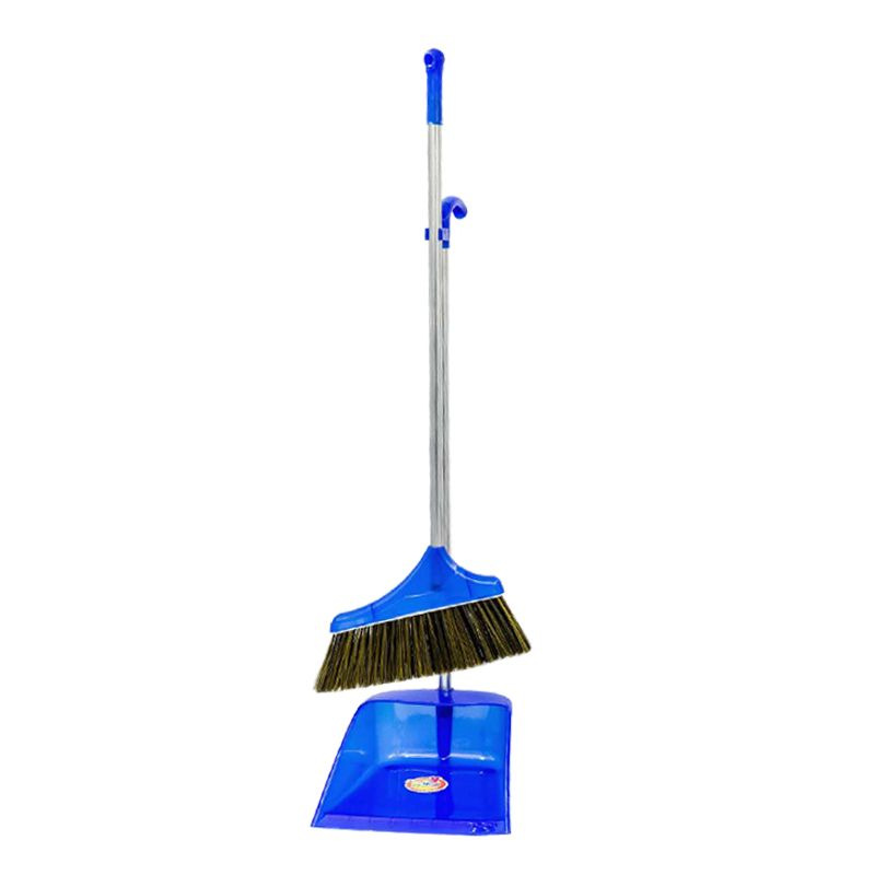 Household broom and dustpan combination set, double-color silk broom and dustpan combination set with docking rod Application Scenario