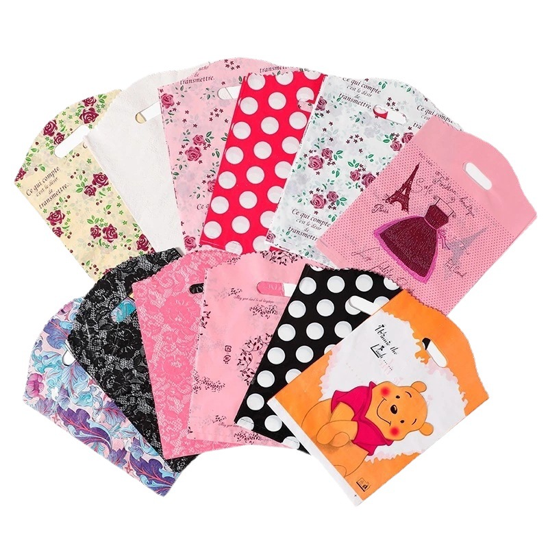 Wholesale of plastic bags in stock, including large, medium and small plastic packaging handbags, men's, women's and children's clothing, gift bags for clothing stores Item Picture