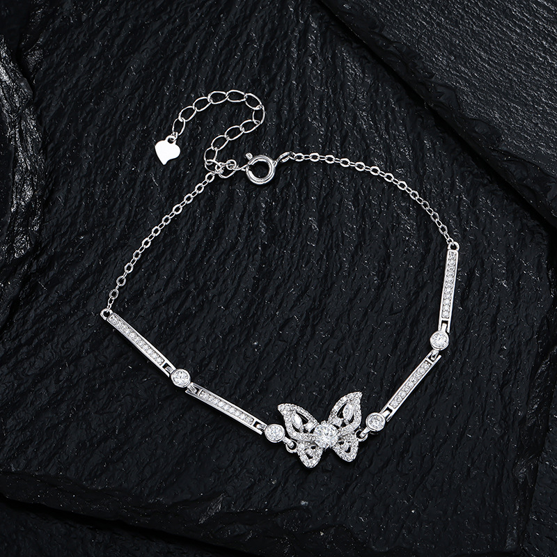 Zhuoheng Select S925 Sterling Silver Japanese And Korean Butterfly Language Mosang Diamond Bracelet, A Niche Design With A Light Luxury And High-End Feel, Is A Delicate Bracelet For Both Men And Women