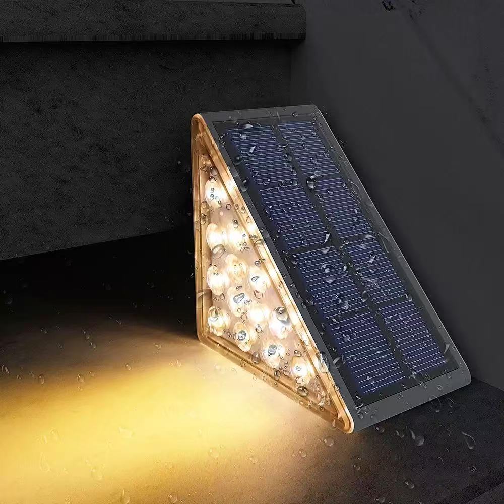 Solar garden lamps, solar panel street lamps, rainproof, waterproof lighting, energy-saving and rechargeable