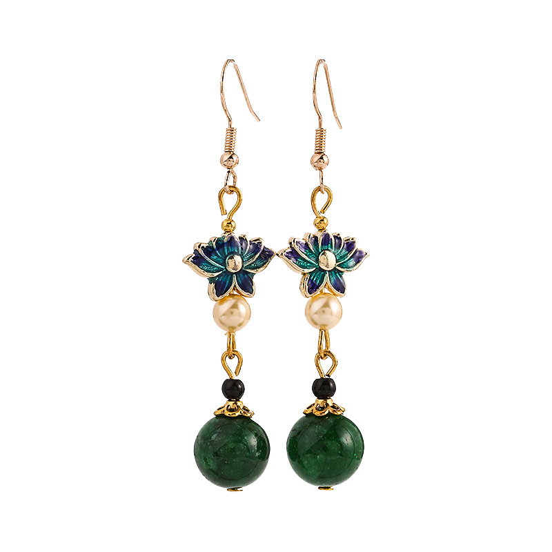 饰品/耳环/耳饰/锆石耳饰/耳环批发白底实物图