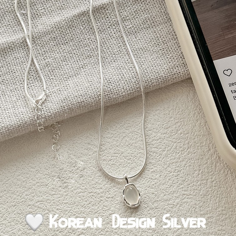 S925纯银椭圆白玉髓小众女款项链 2023新款锁骨链小红书爆款项链