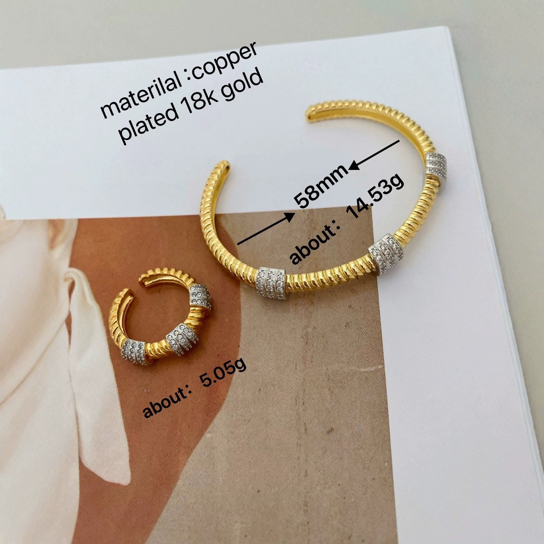 Cross-border personalized C-shaped threaded opening bracelet ring set for women, hot-selling diamond-encrusted jewelry in Europe and America Application Scenario