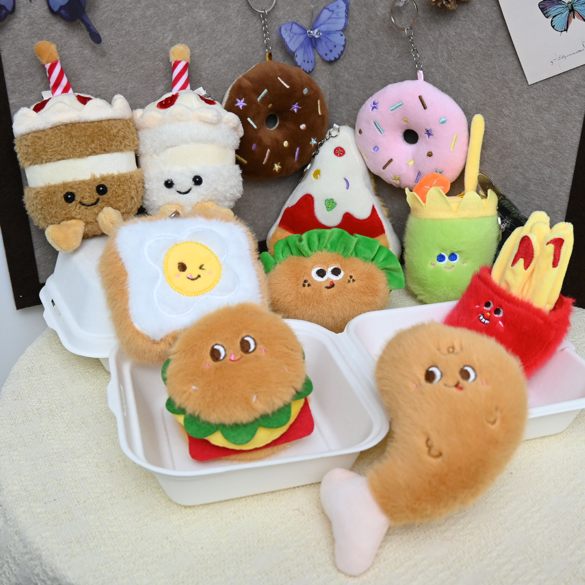 【 Yun Guan Gifts 】 Cute French fries, hamburger croissants, plush pendants, wholesale event gifts, dolls, keychains