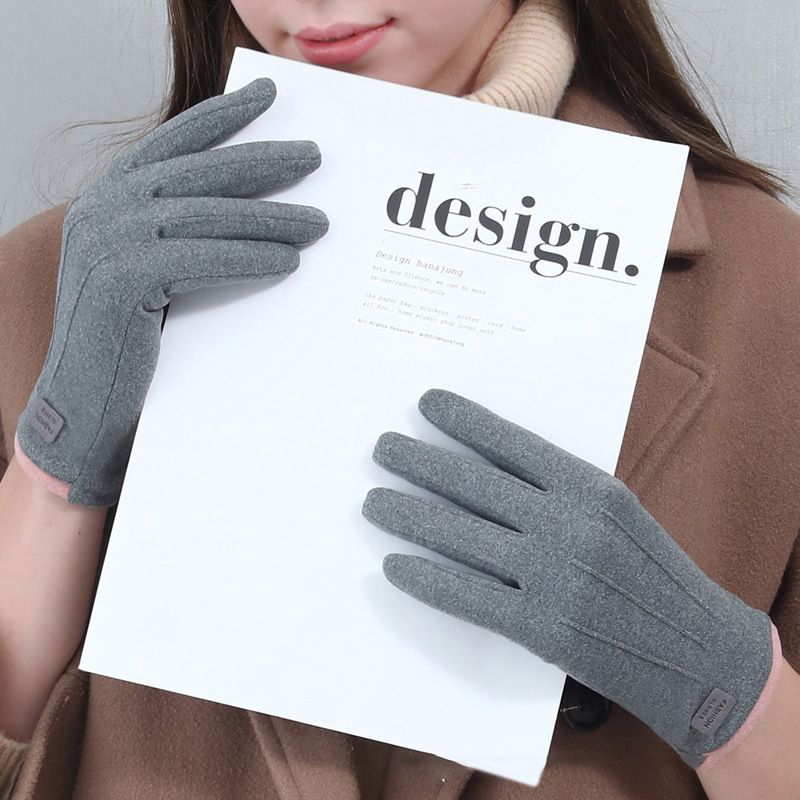 De Rong gloves for women, three-rib warm gloves, winter fleece, outdoor touch screen, driving, cycling, three-rib Application Scenario