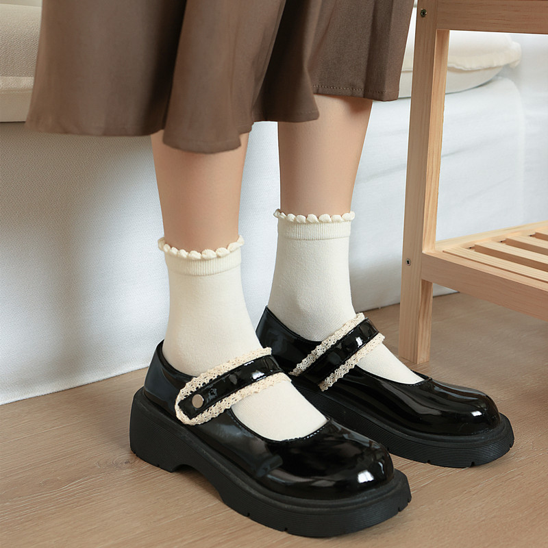 New Summer Dark Flower Pile pile socks straight plate Kasse black and white series black ear edge pattern women's mid-calf socks factory wholesale New Summer Dark Flower Pile pile socks straight plate Kasse black and white series black ear edge pattern women's mid-calf socks factory wholesale