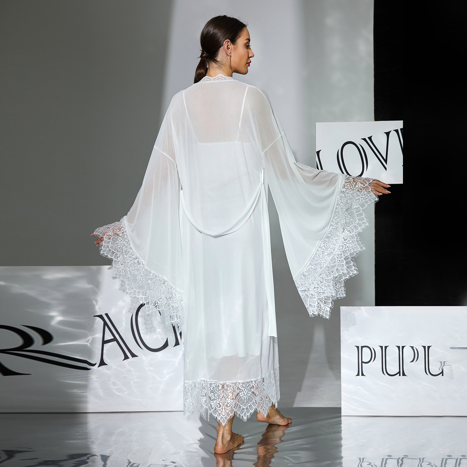 Two-piece set of white satin halter sleeping dress for export, detachable chest cushion mesh lace flared sleeve outer robe 1182 Specification image