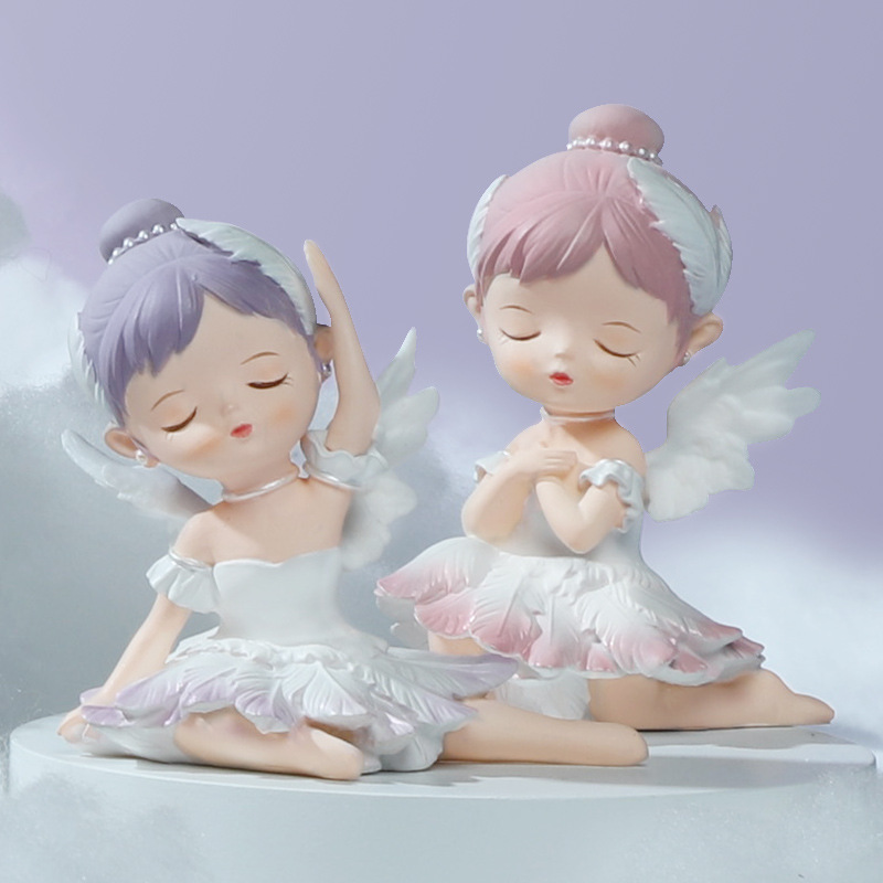 Creative car ornaments, resin handicrafts, living room tables, handmade cakes, baking decorations, festival gifts details Picture