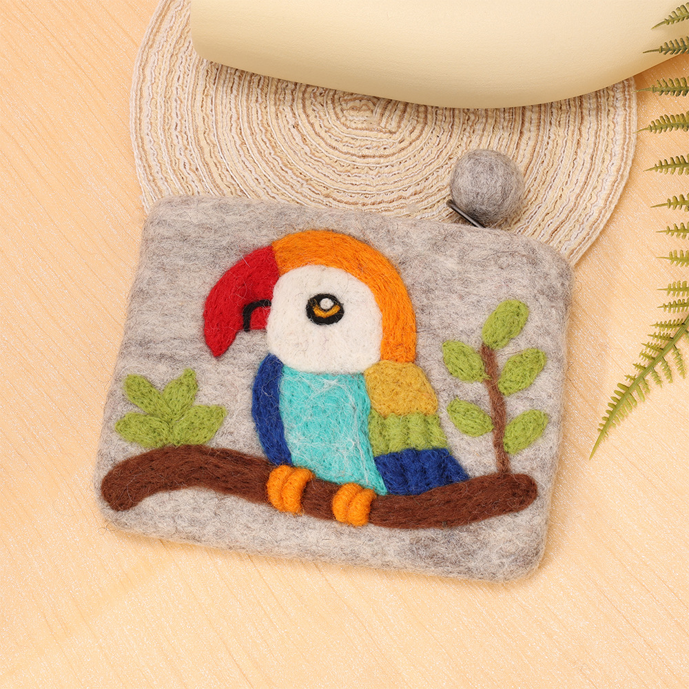 Nepalese wool felt soft and cute coin purse, Ins-style bus card case, cute cartoon clutch wholesale details Picture