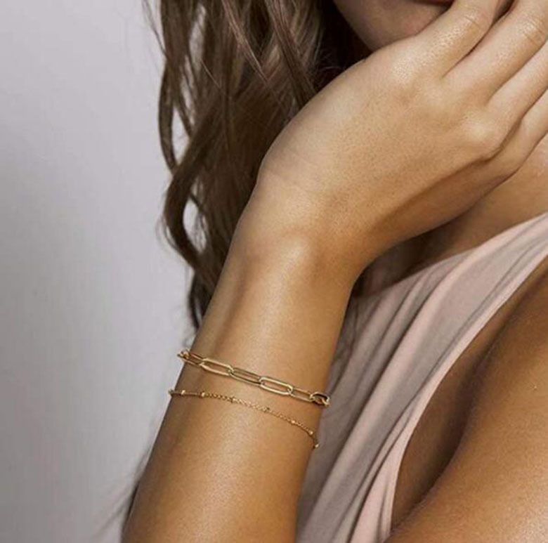 Cross-border best-selling simple double-layer rice bead paperclip bracelet and jewelry, simple and elegant ladies' bracelet, niche jewelry details Picture